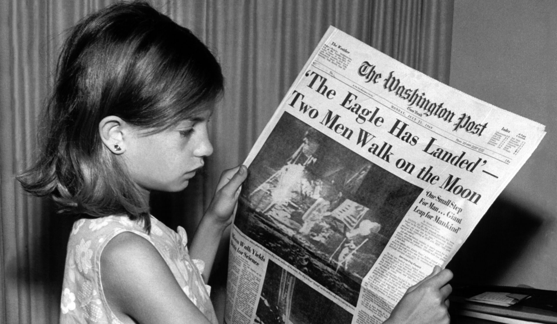 newspaper-print-land_on_the_moon_7_21_1969-repair